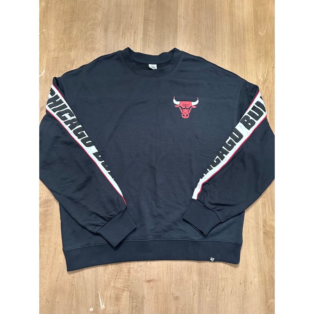 Chicago Bulls Crew Neck Sweatshirt Medium Women '47 Brand NBA Basketball Hoodie